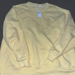 Gap sweatshirt